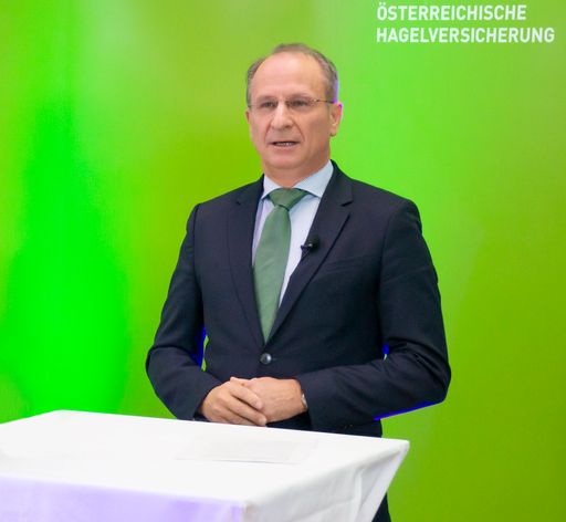 Begrüßung durch Dr. Kurt Weinberger