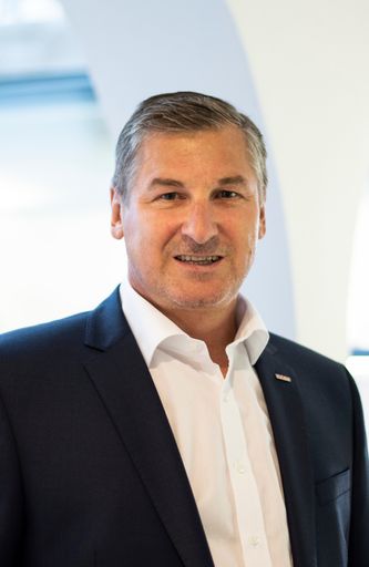 KommR Peter Engelbrechtsmüller, Vorsitzender der
AUVA-Landesstelle für Wien, Niederösterreich und Burgenland