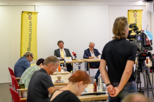 1. Pressekonferenz der Bürgerlisten OÖ im oö.
Presseclub