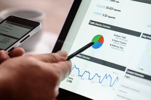 SEO, Conversion-Optimierung, Content-Marketing und Google Ads -
das sind nur einige der Inhalte des Lehrgangs.