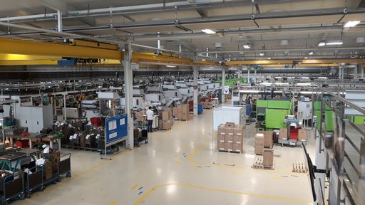 Industriebetrieb mit Produktion
