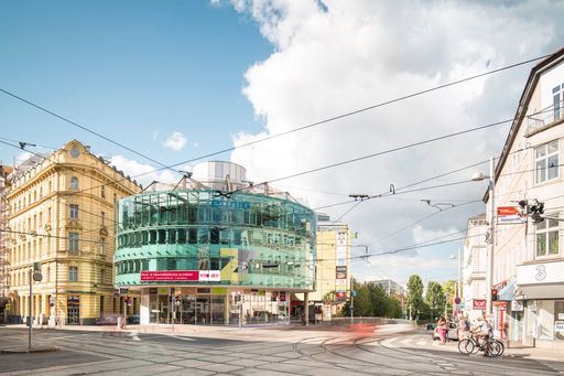 Ein Jahr nach Übernahme des Vermietungsmanagements
meldet das Retail-Team von OTTO Immobilien - neben weiteren
erfolgreichen Abschlüssen - jetzt die Vollvermietung der Mall im
Zentrum Rennweg im dritten Wiener Gemeindebezirk.