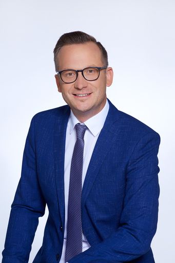  Wechsel an der Spitze der Landesinnung Bau Wien: Dipl.-Ing. Mario
Watz ist neuer Innungsmeister.