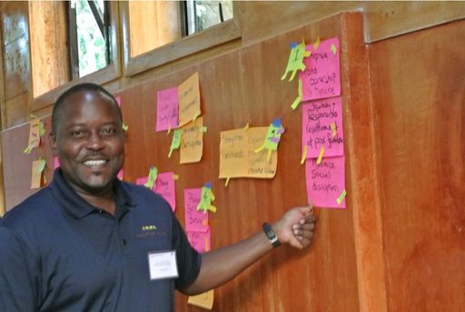 Vorschau Bild von Portrait Dr. Peter Appel | Jane Goodall Institute Uganda