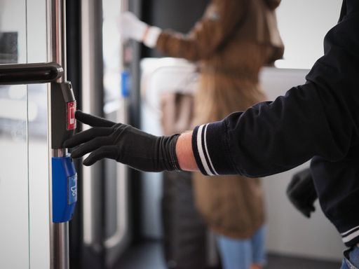 Vorschau Bild von Antiviraler und antibakterieller Handschuh
reduziert Übertragung von Viren