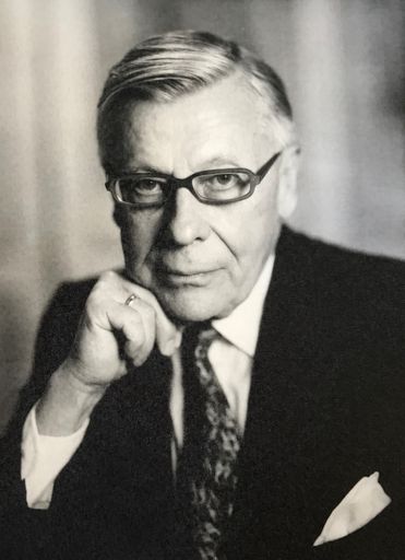 Helmut Wagner, REHAU Firmengründer und
Ehrenpräsident, ist am vergangenen Sonntag im Alter von 95 Jahren
gestorben
