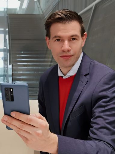 Vorschau Bild von Georg Christoph Hanschitz, Head of Ecosystem
Development Austria bei Huawei Mobile Services