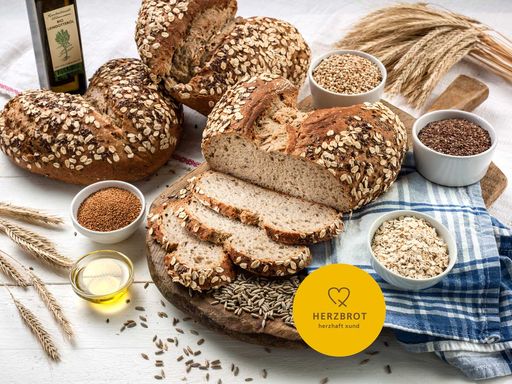 Vorschau Bild von Im Sinne einer herzgesunden Ernährung wurde von den
Diätologinnen gemeinsam mit der Bäckerei Wagner eine neue Brotsorte
speziell für die Herz-Gesundheit entwickelt.