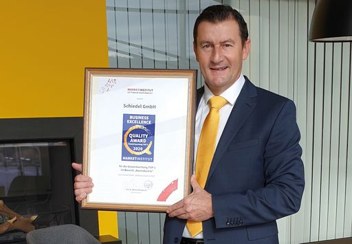 Schiedel erhält market Quality Award und erreicht
zweiten Platz in der Baubranche.