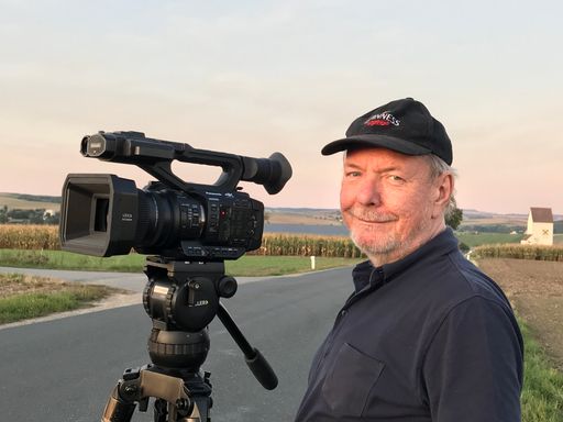 Der leidenschaftliche Filmer Ronald P. Vaughan
schrieb Fernsehgeschichte.