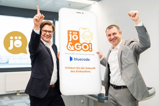 Mario Günther Rauch, Geschäftsführer des jö Bonus Clubs, und
Christian Pirkner, CEO der Blue Code International AG.
