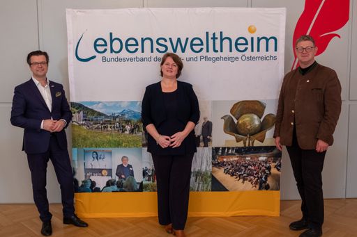 Vorschau Bild von Lebenswelt Heim: Personal muss höchste Priorität
bei Pflegereform haben