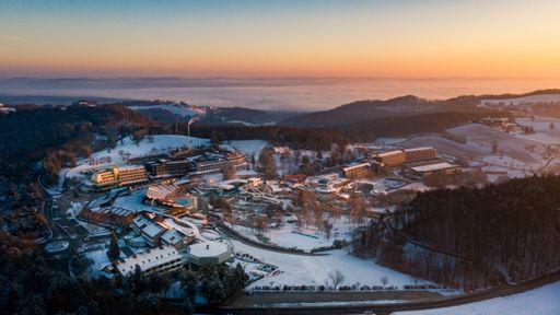 Luftbildaufnahme Winter Thermenresort Loipersdorf