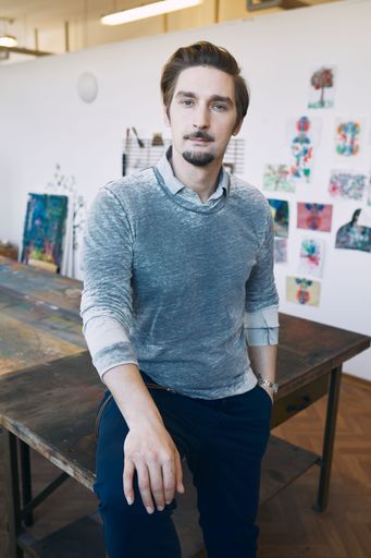 Vorschau Bild von Sandy Fähse als Niko Hansen / Weiterer Text über ots und
www.presseportal.de/nr/6605 / Die Verwendung dieses Bildes ist für
redaktionelle Zwecke unter Beachtung ggf. genannter
Nutzungsbedingungen honorarfrei. Veröffentlichung bitte mit
Bildrechte-Hinweis.