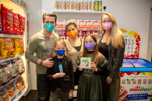 Vorschau Bild von Sina und Andreas Schmidt mit Maxim und Levi