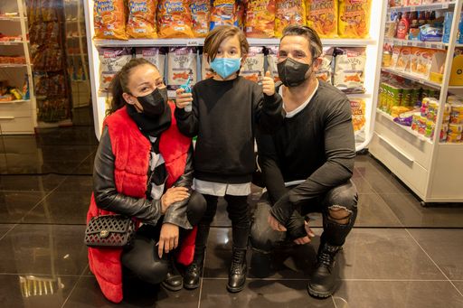 Vorschau Bild von Ines und Fadi Merza mit Michele