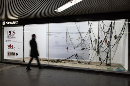  Hana Usui, Fukushima - 10 years later, 2021,
Installation im Red Carpet Showroom Karlsplatz