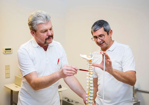 Im Franziskus Spital werden Rückenschmerzen
ganzheitlich behandelt.