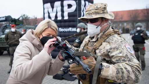 Vorschau Bild von FBM Tanner Besuch der Militärpolizei in der MTK am
11 03 2021
