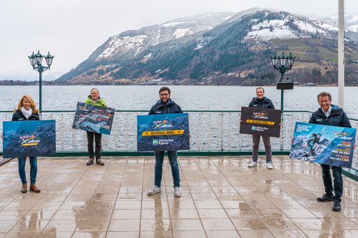  Große Freude vor dem neuen Ziel der Red Bull X Alps. Von links:
Renate Ecker (Tourismusdirektorin Zell am See-Kaprun), Dr. Erich
Egger (Vorstand Schmittenhöhebahn AG), Maximilian Posch (Obmann TVB
Zell am See), Patrick Riedlsperger (Marketingleiter Zell am
See-Kaprun) und Andreas Wimmreuter (Bürgermeister Zell am See)