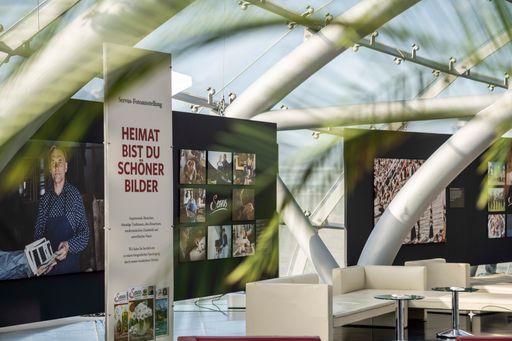 Vorschau Bild von Servus Fotoausstellung im Hangar-7
