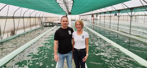 Vorschau Bild von Algenbauern Karl & Martina Pfiel auf ihrer Spirulix-Algenfarm