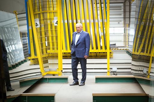 Vorschau Bild von Ryszard Florek gründetet im Jahr 1991 die Firma
FAKRO.