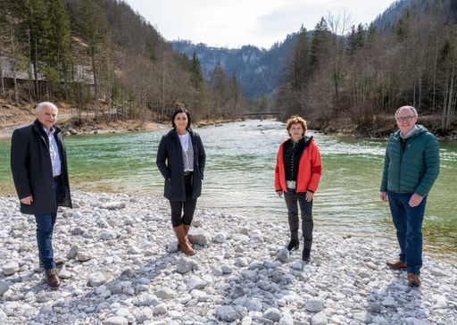 Meilenstein im Naturschutz besiegelt! Wildnisgebiet
Dürrenstein wird auf steirischer Seite um 3.500 Hektar vergrößert