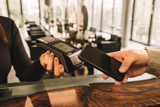  Concardis und Salamantex rollen Bezahlen mit
Kryptowährungen am POS in ganz Österreich aus