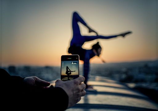  #CaptureEpicMoments: Samsung & Stefanie Millinger
inszenieren epischen Moment mit neuem Galaxy S21 Ultra auf dem
Wiener Riesenrad