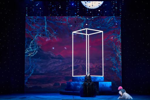 Die Zauberflöte / Semperoper Dresden / Weiterer Text über ots und
www.presseportal.de/nr/9021 / Die Verwendung dieses Bildes ist für
redaktionelle Zwecke unter Beachtung ggf. genannter
Nutzungsbedingungen honorarfrei. Veröffentlichung bitte mit
Bildrechte-Hinweis.