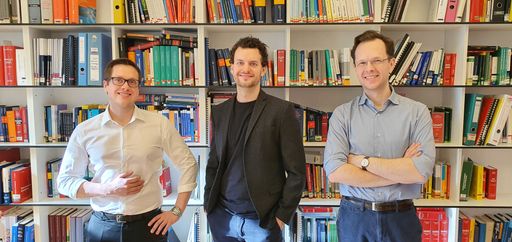 Das Kernteam der Praxisgruppe 360° Erneuerbare
Energie: Mario Laimgruber, Kaleb Kitzmüller und Johannes Hartlieb
(v.l.)