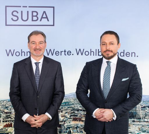 SÜBA-Vorstand Heinz Fletzberger (links) und Klemens
Hallmann (rechts), Alleineigentümer und Aufsichtsratsvorsitzender
der SÜBA AG, expandieren mit dem renommiertem österreichischen
Bauträger nach Deutschland.