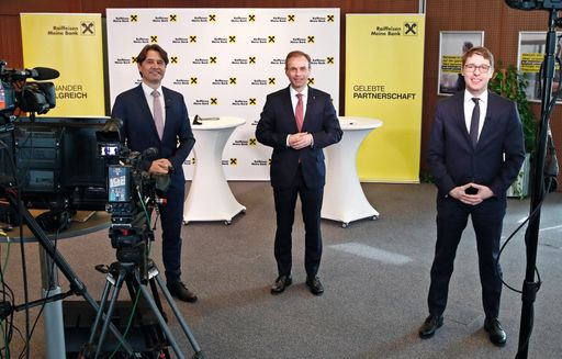  v.l.n.r. Die Vorstandsdirektoren Gert Spanz, Peter
Gauper, Georg Messner