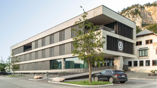 Vorschau Bild von Anerkennung in der Kategorie Ausführungsleistung:
Die neue Zentrale des Unternehmens Bernegger, Oberösterreich