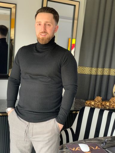 Vorschau Bild von Yusuf Günes, Gründer der Marke Yumaya / Weiterer Text über ots
und www.presseportal.de/nr/155264 / Die Verwendung dieses Bildes ist
für redaktionelle Zwecke unter Beachtung ggf. genannter
Nutzungsbedingungen honorarfrei. Veröffentlichung bitte mit
Bildrechte-Hinweis.