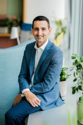 Dr. Dejan Baltic, Medical Director bei Amgen