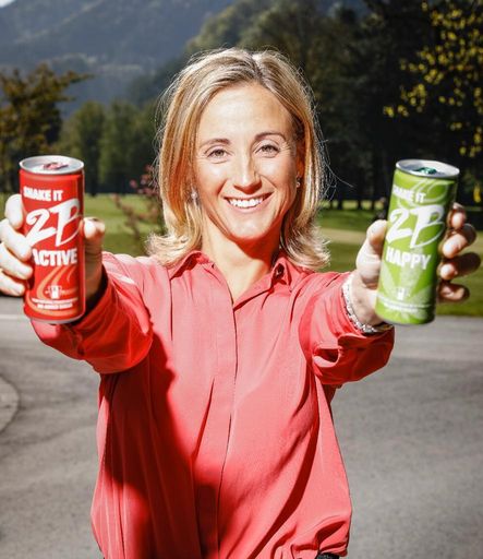  ATV Arzt krallt sich Michaela Kirchgasser - das
neue Testimonial von 2B Drinks!