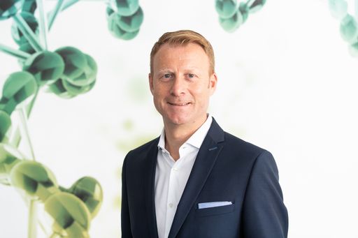  Mag. Roland Huemer, Vorstandsvorsitzender Richter
Pharma AG