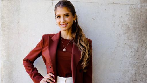 Cathy Hummels, Moderatorin und Influencerin / Weiterer Text über
ots und www.presseportal.de/nr/6605 / Die Verwendung dieses Bildes
ist für redaktionelle Zwecke unter Beachtung ggf. genannter
Nutzungsbedingungen honorarfrei. Veröffentlichung bitte mit
Bildrechte-Hinweis.