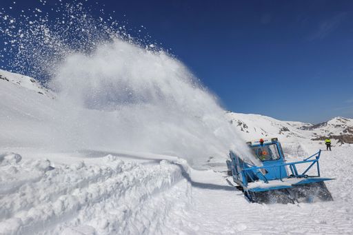 Vorschau Bild von Durchstich am Großglockner: Startschuss für
Sommer-Tourismus in Österreich
