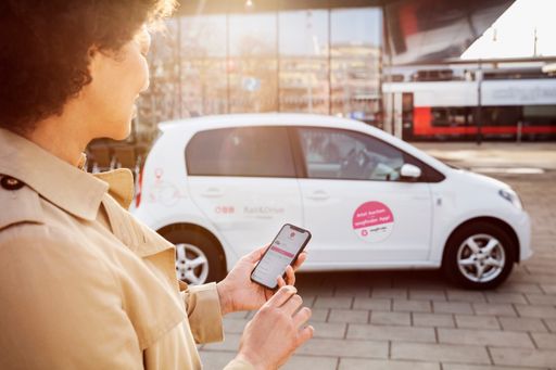  wegfinder verwandelt die Automiete in ein digitales
Kundenerlebnis.