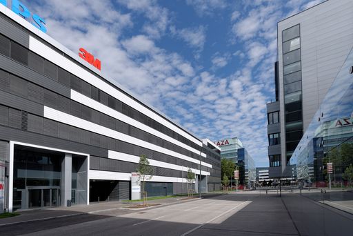 The headquarter of 3M Österreich GmbH is located in the
Office-Park "Euro Plaza" in Vienna. Photo: 3M / Weiterer Text über
ots und www.presseportal.de/nr/13650 / Die Verwendung dieses Bildes
ist für redaktionelle Zwecke unter Beachtung ggf. genannter
Nutzungsbedingungen honorarfrei. Veröffentlichung bitte mit
Bildrechte-Hinweis.