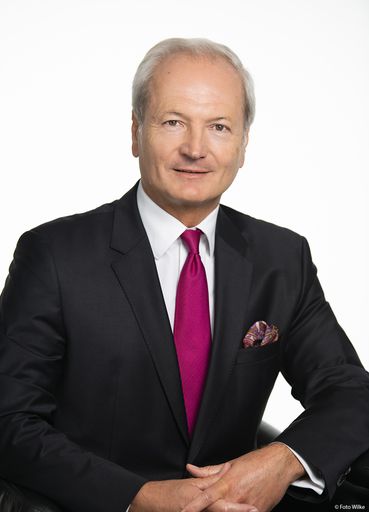  Dr. Martin Zieger