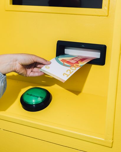 Vorschau Bild von Pilotprojekt Grundeinkommen | Foto: Marcel Maffei / Weiterer Text
über ots und www.presseportal.de/nr/142772 / Die Verwendung dieses
Bildes ist für redaktionelle Zwecke unter Beachtung ggf. genannter
Nutzungsbedingungen honorarfrei. Veröffentlichung bitte mit
Bildrechte-Hinweis.