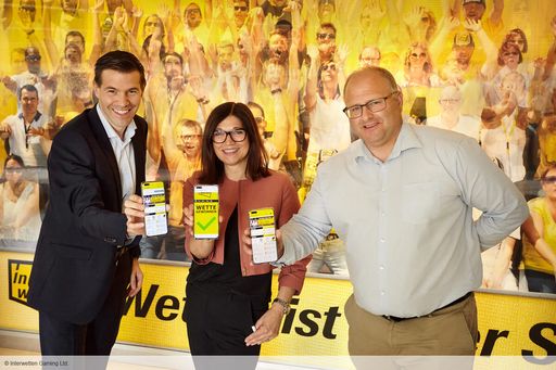  v.l.n.r. Dr. Georg Hanschitz (Head of Austria, Huawei Mobile
Services, Mag. Gabriele Weichselbraun (Head of Marketing
Communications, Interwetten Group), Mag. Stefan Sulzbacher
(Vorstandssprecher, Interwetten Group)