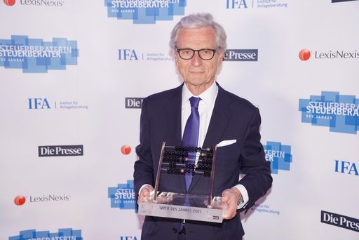 Vorschau Bild von Dr. Ernst Burger, Konsulent bei BDO, wurde in diesem Jahr für
sein Lebenswerk geehrt.