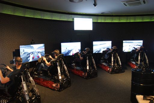 Vorschau Bild von Trete online gegen die Sim-Racing-Profis am
Salzburgring an