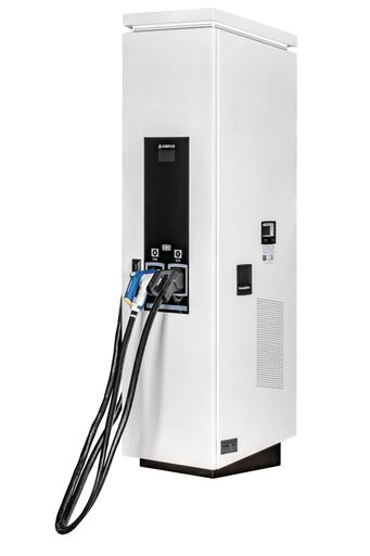  Insbesondere mit dem Produktlaunch der ersten
eichrechtskonformen DC-Ladestation konnte sich Compleo als Vorreiter
auf dem deutschen Markt etablieren.