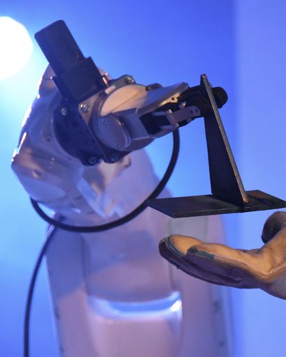 Vorschau Bild von Von schweißenden, druckenden und bohrenden Robotern
bis zu 3D-Scanner-Rucksäcken: Die Best Practice Academy holt
innovative Technologien für Planung, Bauen und Betreiben nach Wien